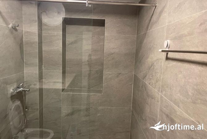 Shtepi me qera Apartament ne Tirane, 1+1, Mobilimi E mobiluar, Pagesa 600  Euro.