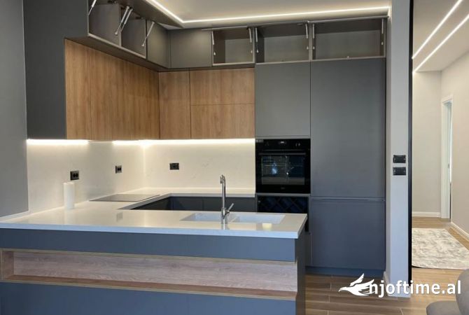 Shtepi me qera 2+1 ne Tirane - 1,500 Euro