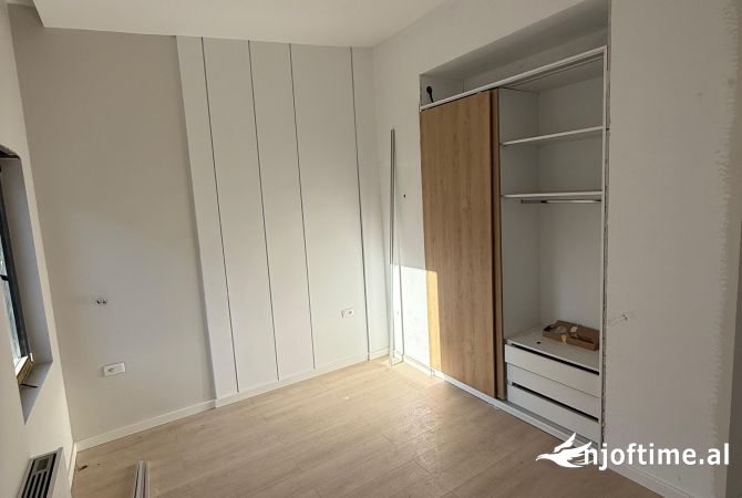 Shtepi ne shitje 3+1 ne Tirane - 430,000 Euro