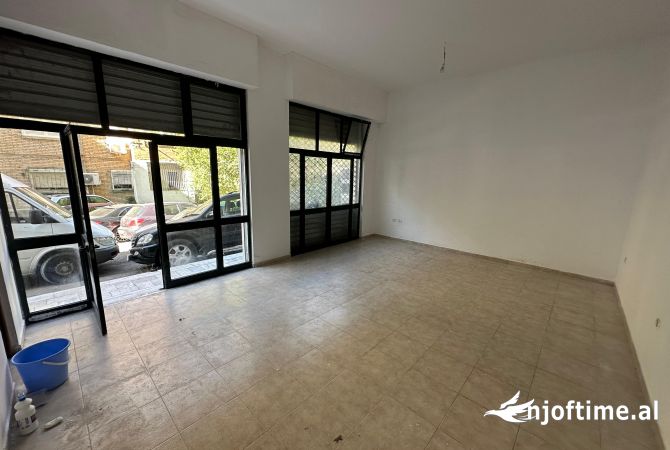 Ambient biznesi ne shitje 1+1 ne Tirane - 88,000 Euro