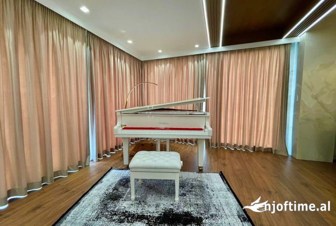 Casa in affitto 3+1 a Tirana - 4,000 Euro