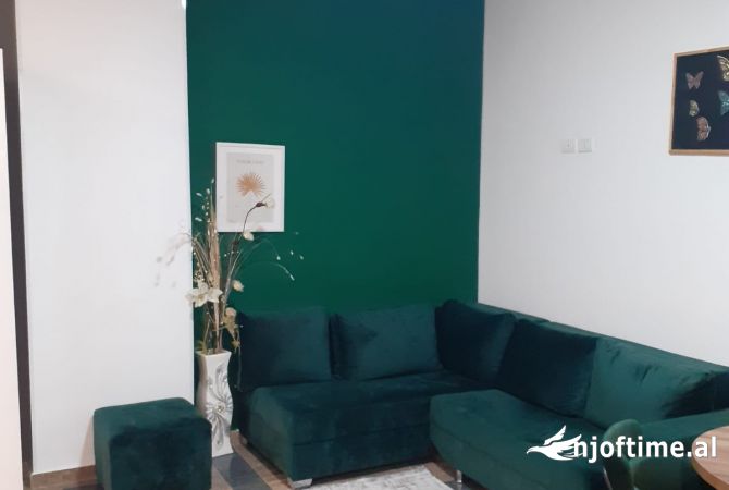 Shtepi ne shitje Apartament ne Durres, Garsoniere, Mobilimi E mobiluar, Pagesa 75,440  Euro.