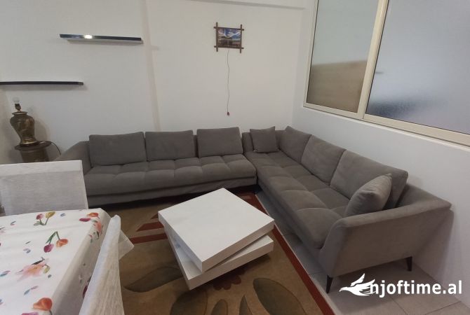 Shtepi ne shitje 1+1 ne Tirane - 105,000 Euro