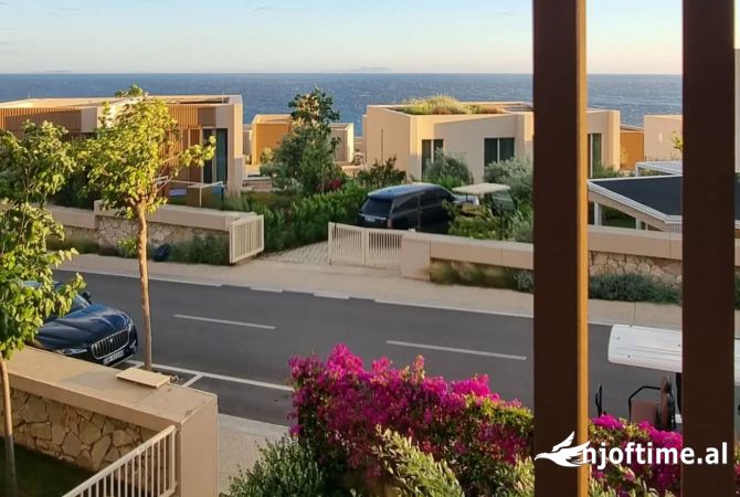 Shtepi ne shitje 2+1 ne Himare - 800,000 Euro