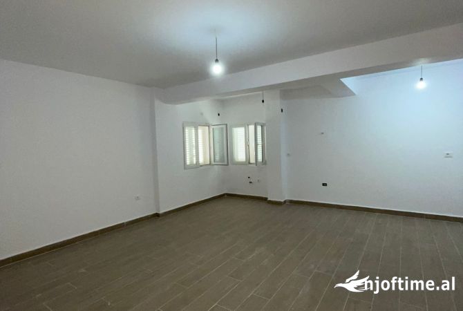Shtepi ne shitje 1+1 ne Tirane - 128,800 Euro