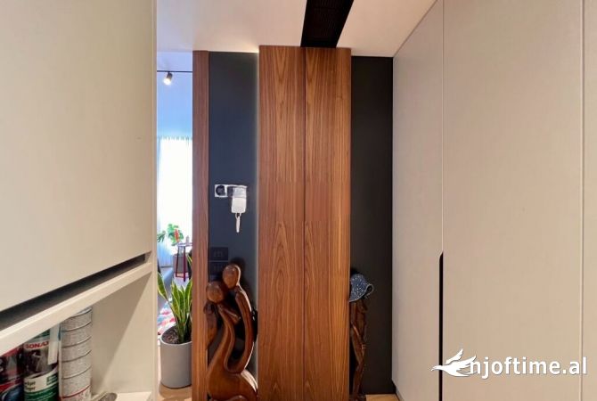 Shtepi ne shitje Apartament ne Tirane, 2+1, Mobilimi E mobiluar, Pagesa 255,000  Euro.