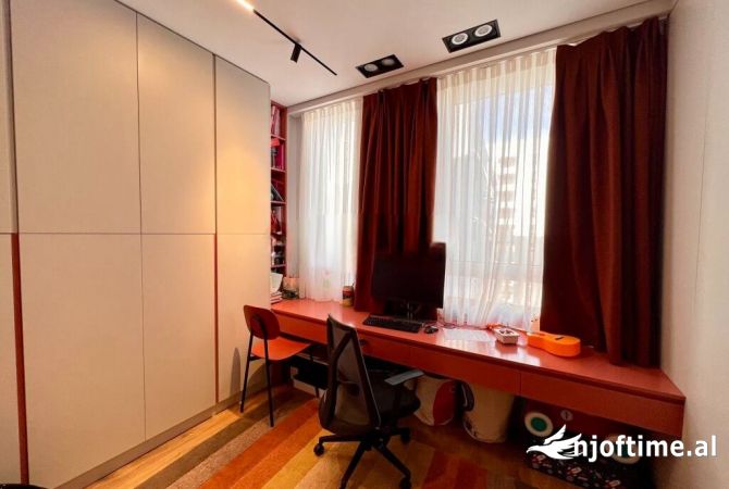 Shtepi ne shitje Apartament ne Tirane, 2+1, Mobilimi E mobiluar, Pagesa 255,000  Euro.