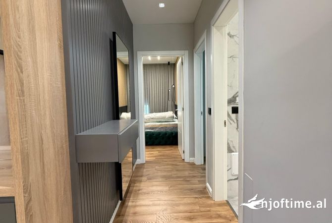Shtepi me qera Apartament ne Tirane, 2+1, Mobilimi E mobiluar, Pagesa 1,600  Euro.