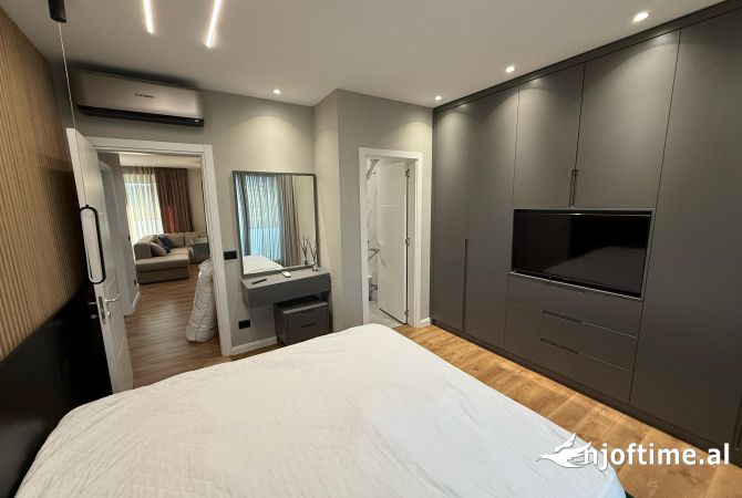 Shtepi me qera Apartament ne Tirane, 2+1, Mobilimi E mobiluar, Pagesa 1,600  Euro.