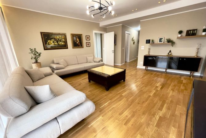 Apartment for sale in Tirana 4+1, Furnished