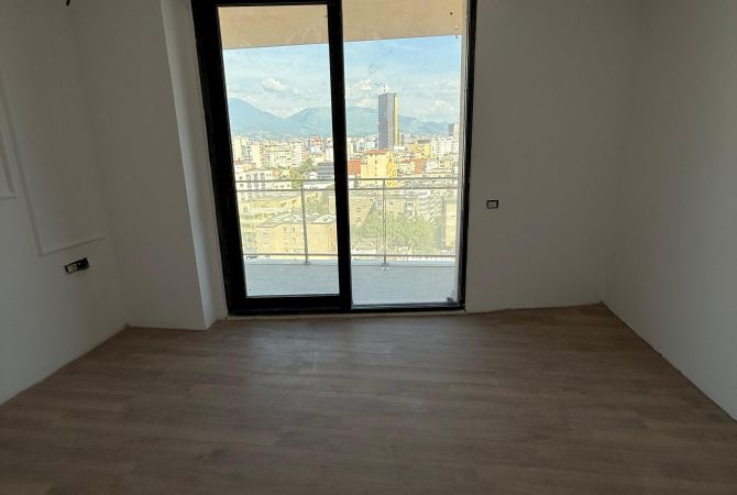 Shtepi ne shitje Apartament ne Tirane, 3+1, Mobilimi Pjeserisht e mobiluar, Pagesa 320,000  Euro.