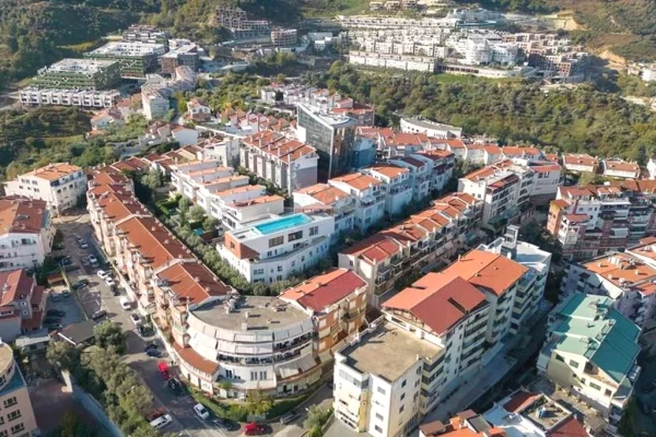 Ambient biznesi ne shitje 6+1 ne Tirane - 26,000 Euro
