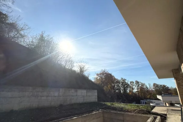 House for Sale 4+1 in Tirana - 850,000 Euro