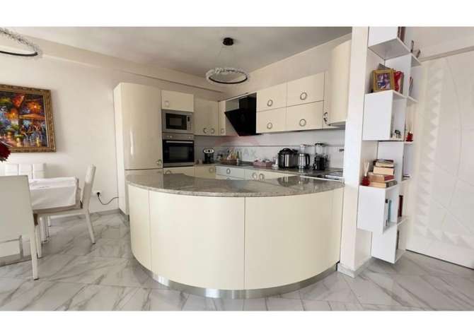 Shtepi ne shitje 2+1 ne Tirane - 265,000 Euro