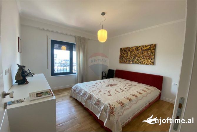 Shtepi ne shitje 2+1 ne Tirane - 300,000 Euro