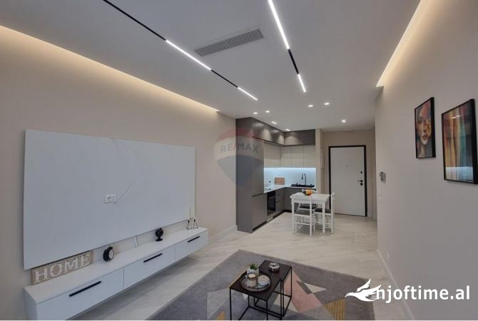 Shtepi me qera 2+1 ne Tirane - 1,500 Euro