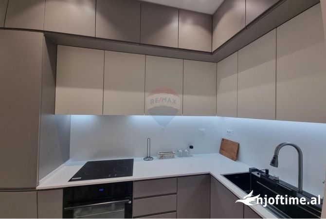 Shtepi me qera 2+1 ne Tirane - 1,500 Euro