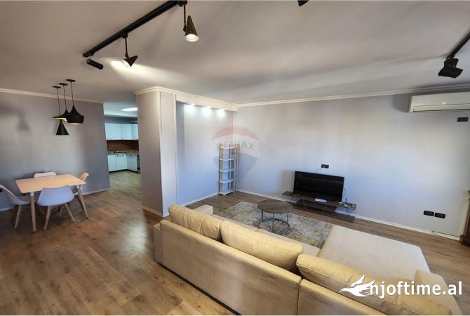 Shtepi me qera 2+1 ne Tirane - 800 Euro