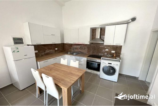 Shtepi ne shitje 1+1 ne Tirane - 105,000 Euro