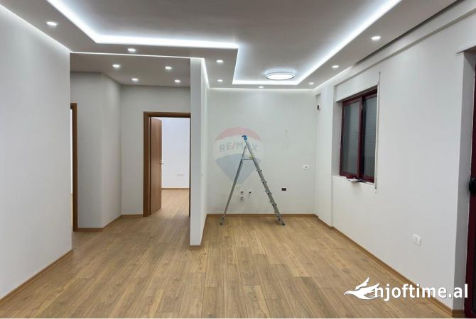 Shtepi ne shitje 2+1 ne Tirane - 260,000 Euro