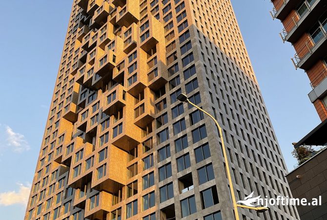 Ambient biznesi me qera 2+1 ne Tirane - 5,000 Euro