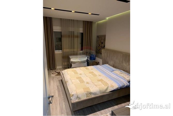 Shtepi ne shitje 2+1 ne Tirane - 182,000 Euro