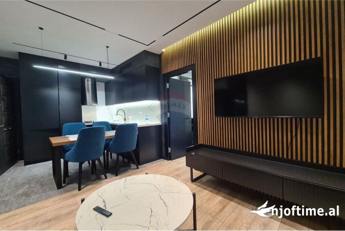 Shtepi me qera 2+1 ne Tirane - 1,350 Euro