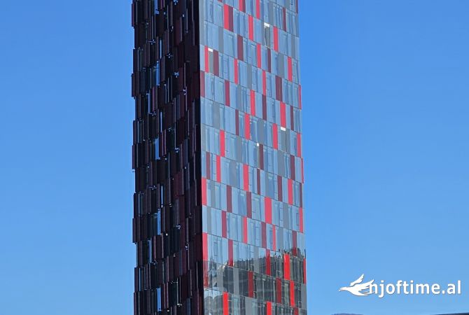Ambient biznesi me qera 3+1 ne Tirane - 5,500 Euro