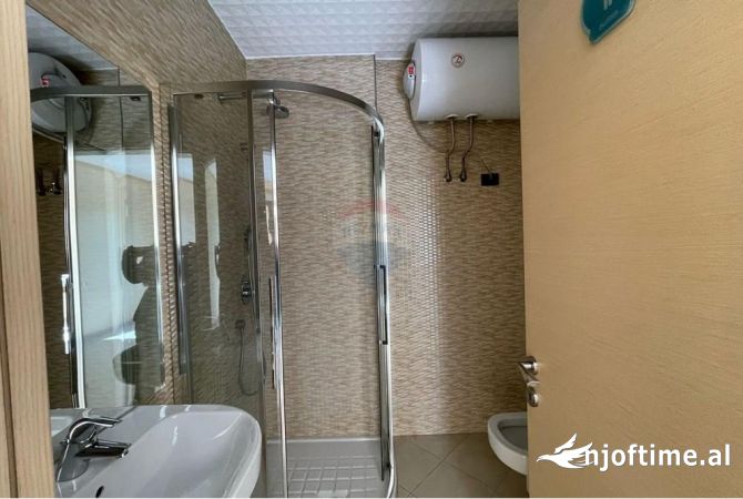 Jepet Zyre Me Qera tek Kompleksi Delijorgji