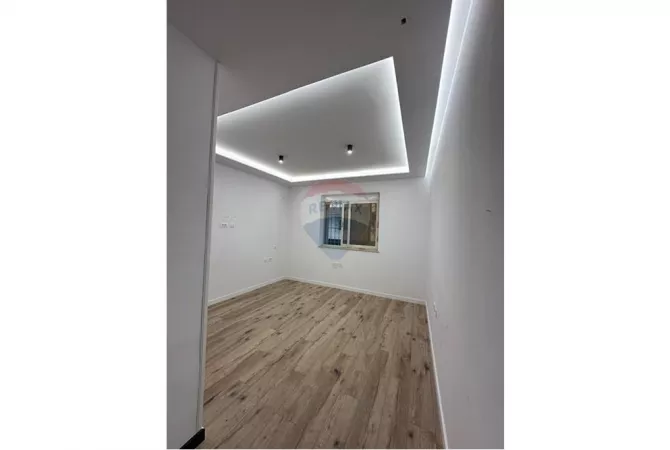 Shtepi ne shitje 1+1 ne Tirane - 158,000 Euro