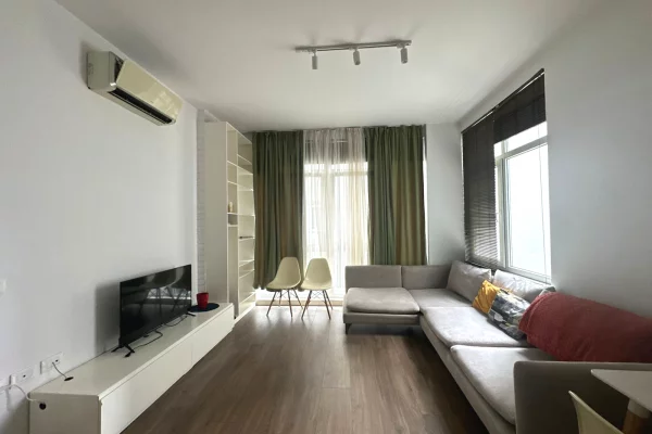 Shtepi me qera 1+1 ne Tirane - 650 Euro