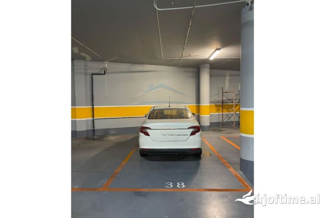 Shtepi me qera Apartament ne Tirane, 1+1, Mobilimi E mobiluar, Pagesa 1,000  Euro.