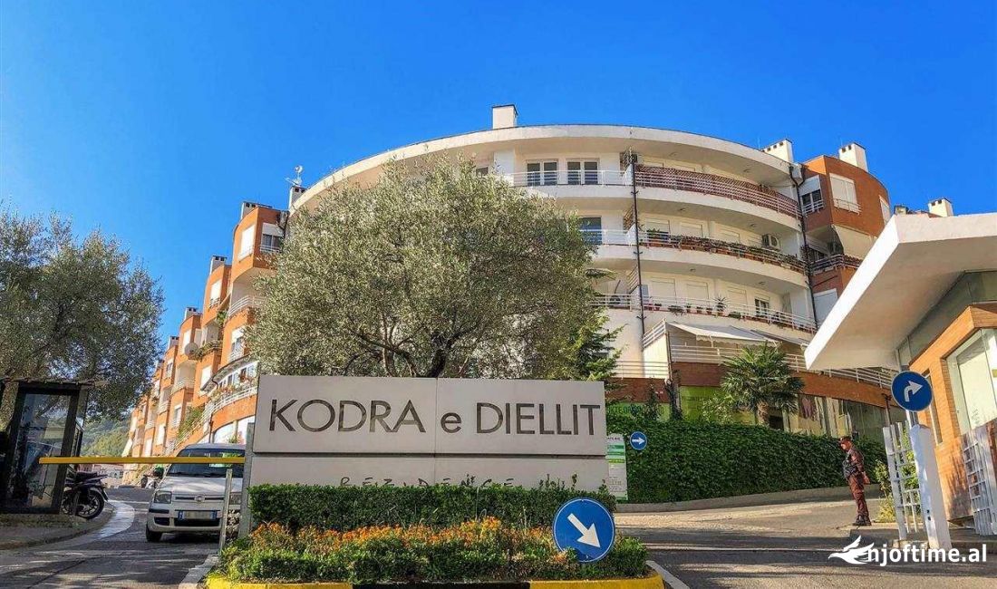 Shtepi ne shitje Apartament ne Tirane, 1+1, Mobilimi Bosh, pa mobiluar, Pagesa 137,000  Euro.