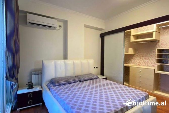 Shtepi me qera 2+1 ne Tirane - 900 Euro