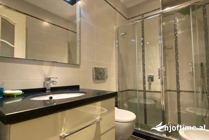 Shtepi me qera 2+1 ne Tirane - 900 Euro
