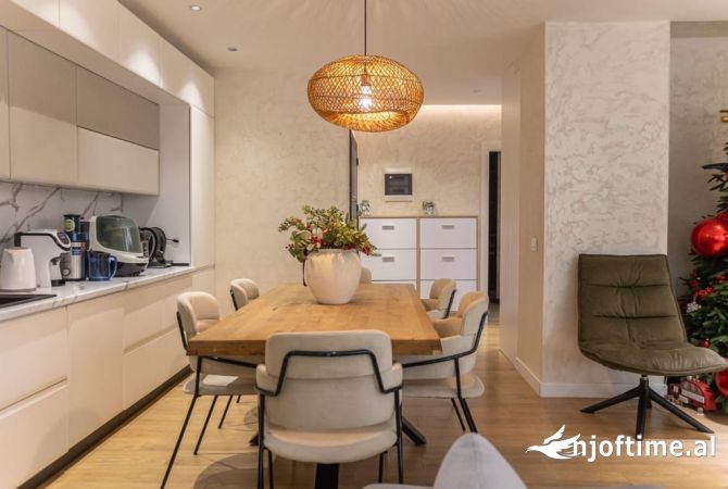 Shtepi ne shitje 2+1 ne Tirane - 240,000 Euro