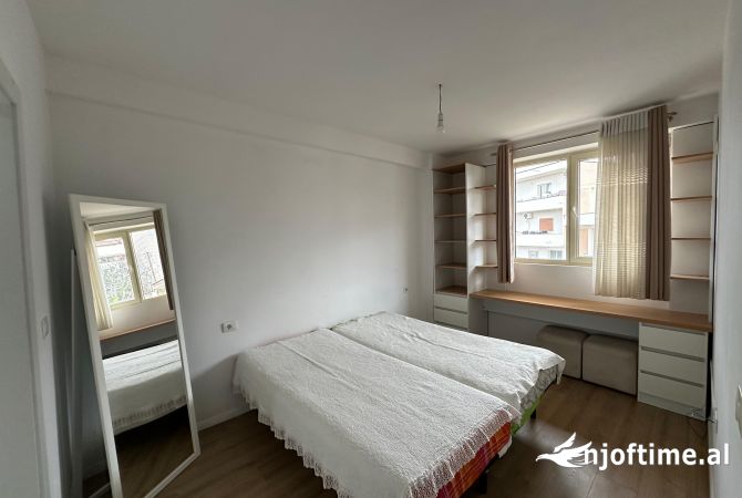 Shtepi me qera 2+1 ne Tirane - 400 Euro