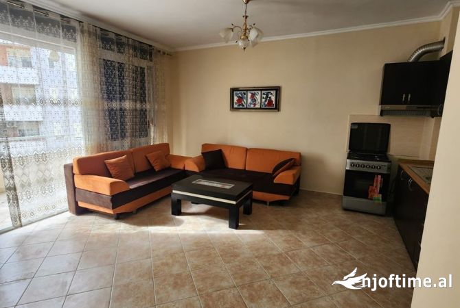 Shtepi me qera 1+1 ne Tirane - 350 Euro