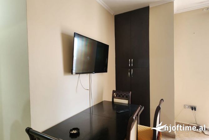 Shtepi me qera 1+1 ne Tirane - 350 Euro