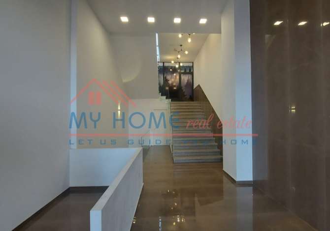 Ambient biznesi ne shitje 3+1 ne Tirane - 126,600 Euro