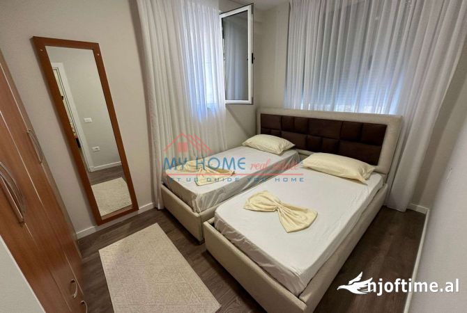 Shtepi ne shitje Apartament ne Tirane, 2+1, Mobilimi E mobiluar, Pagesa 179,000  Euro.