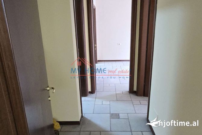 Zyre+2 Poste parkimi me qera Myslym Shyri ne Tirane