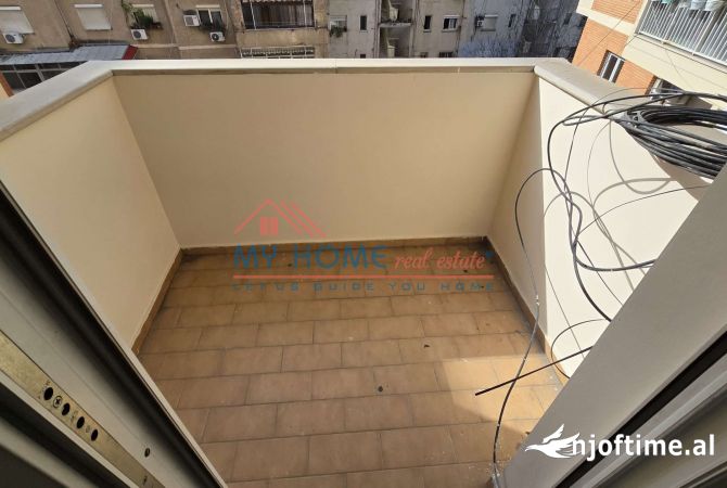 Zyre+2 Poste parkimi me qera Myslym Shyri ne Tirane