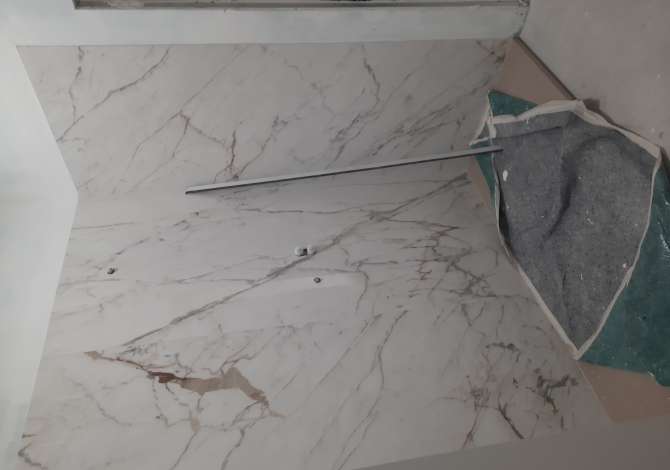 Construction and Restructurings  in Tirana - 1,000 Leke