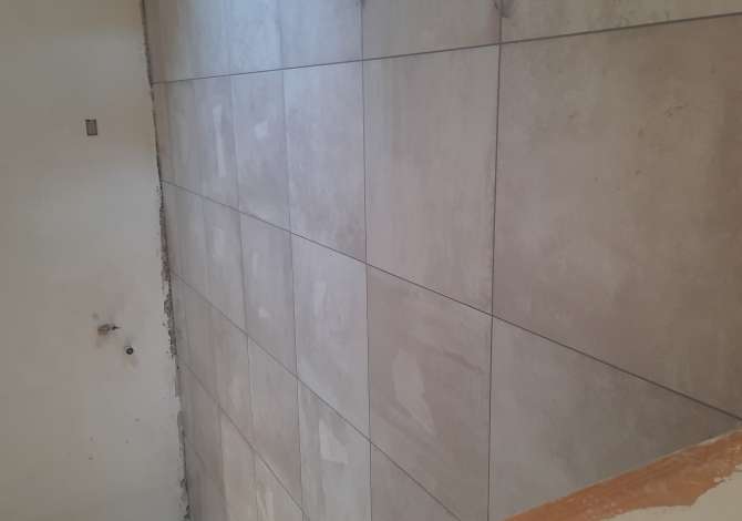 Construction and Restructurings  in Tirana - 1,000 Leke