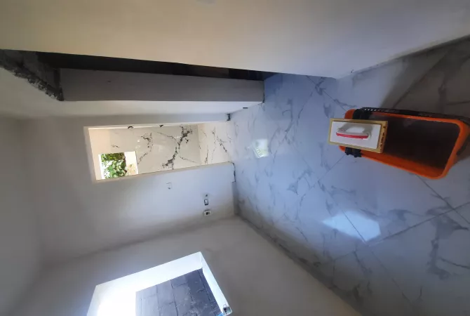 Ofrojm shtrime dhe veshje pllake