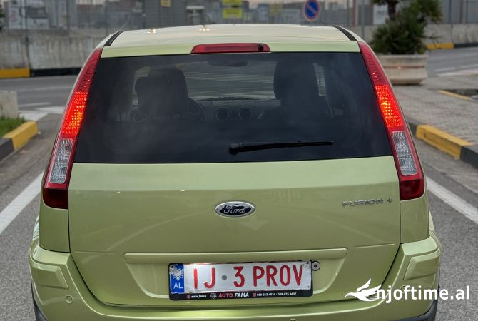 Makina ne shitje ne Durres, Ford, 2008 Benzine,Kambio Automatik Pagesa 3,800  Euro.