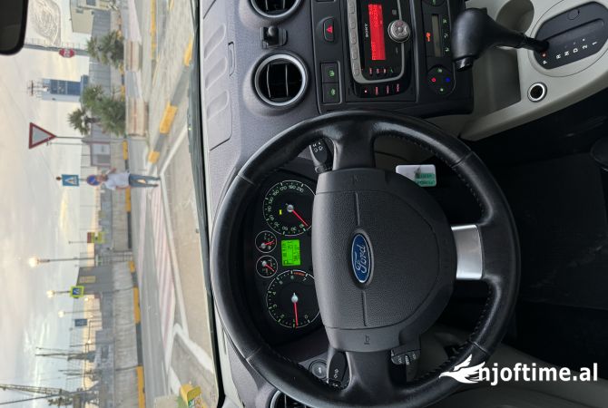 Makina ne shitje ne Durres, Ford, 2008 Benzine,Kambio Automatik Pagesa 3,800  Euro.