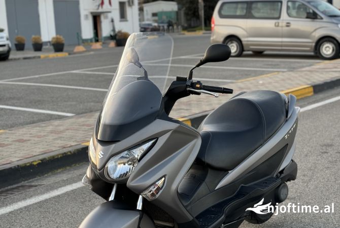 Motorra ne shitje  ne Durres - 3,300 Leke