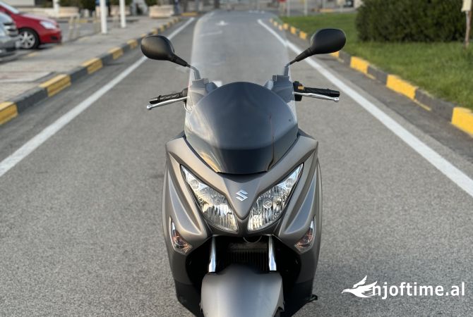 Motorra ne shitje  ne Durres - 3,300 Leke